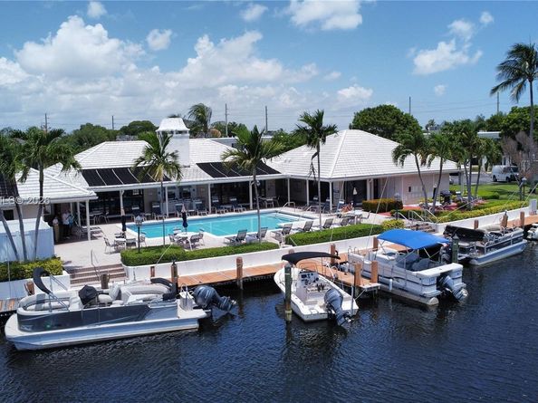 160 Cypress Club Dr 608, Pompano Beach FL 33060