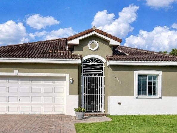 10753 SW 229th St, Miami FL 33170