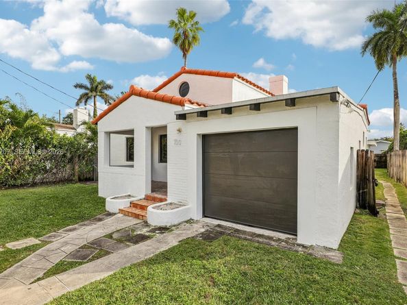 700 NE 87th St, Miami FL 33138