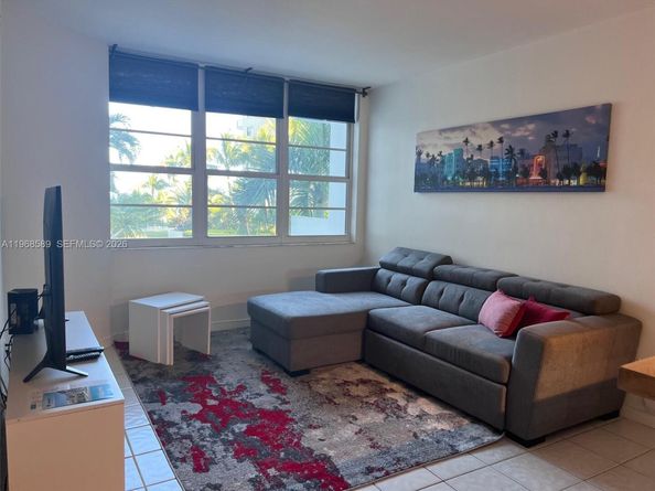 100 Lincoln Rd 415, Miami Beach FL 33139