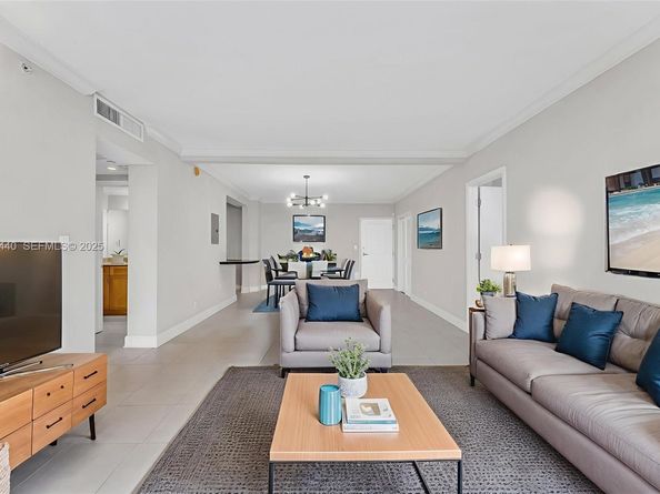 401 69th St 713, Miami Beach FL 33141