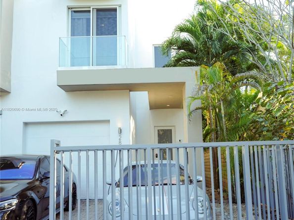 2836 W Trade Ave 2836, Miami FL 33133