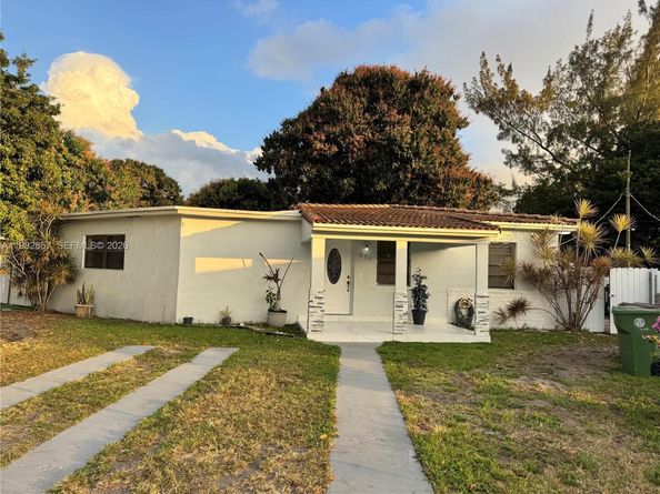 250 E 60th St, Hialeah FL 33013