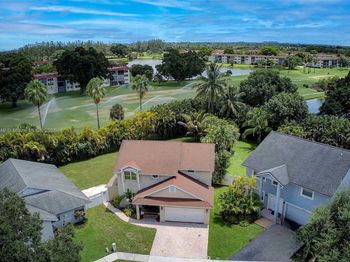 1051 SW 95th Ter