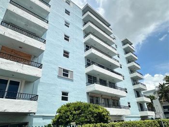 720 Collins Ave