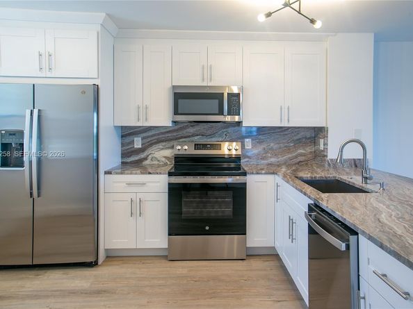 2215 Cypress Island Dr 608, Pompano Beach FL 33069