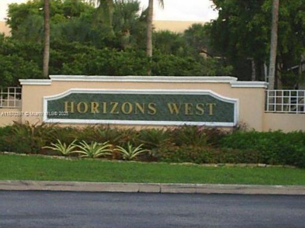 8420 SW 133rd Ave Rd 213, Miami FL 33183