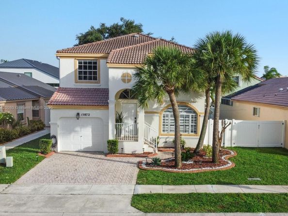 15872 NW 21st St, Pembroke Pines FL 33028