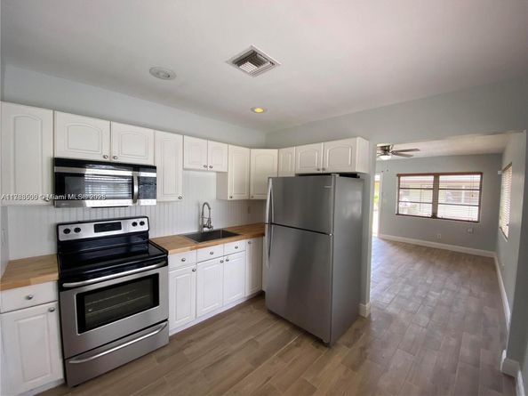 2641 SW 13th Ave, Fort Lauderdale FL 33315