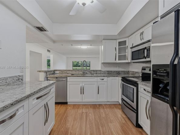 16051 Blatt Blvd 111, Weston FL 33326