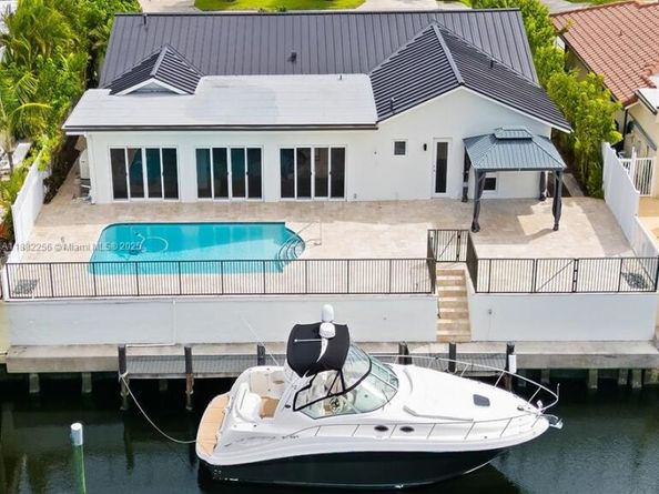 3341 NE 38th St, Fort Lauderdale FL 33308