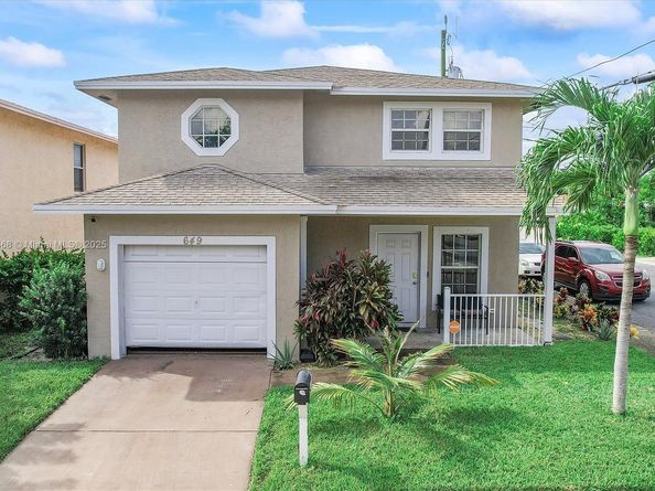649 Latona Ave, Lake Worth FL 33460