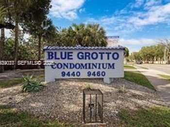 9440 Fontainebleau Blvd