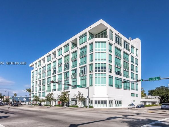 8101 Biscayne Blvd R513, Miami FL 33138