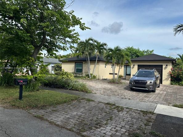 6061 NW 198th Ter, Miami FL 33015