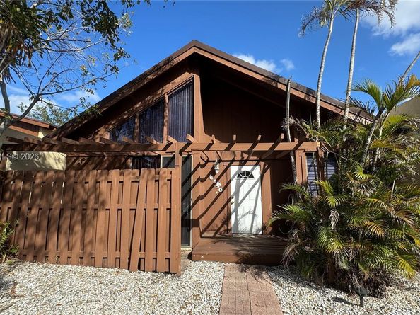 6150 NW 33rd Way, Fort Lauderdale FL 33309