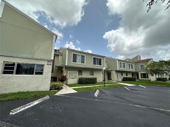 8005 Lagos De Campo Blvd L4, Tamarac FL 33321