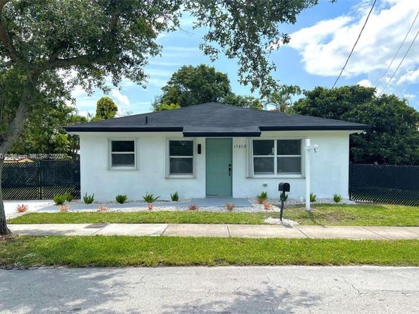 17810 SW 102nd Ave, Miami FL 33157