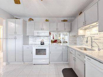 4955 E Sabal Palm Blvd