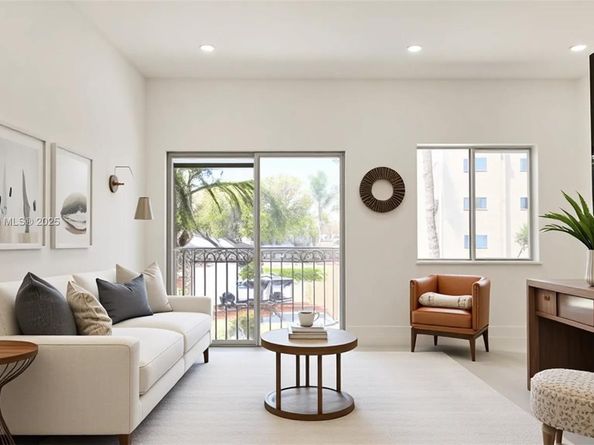 7985 NW 8th St 109A, Miami FL 33126