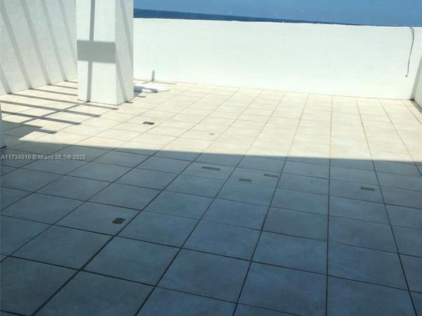 7600 Collins Ave 1008, Miami Beach FL 33141