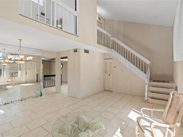 559 N University Dr 39, Plantation FL 33324