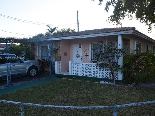 3740 W 5th Ct, Hialeah FL 33012