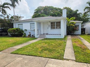 2724 SW 36th Ave