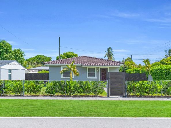 6490 SW 37th St, Miami FL 33155