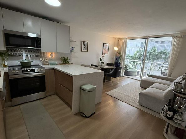 1666 West Ave 305, Miami Beach FL 33139