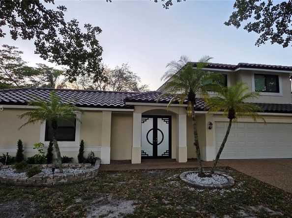 5010 Perignon Way, Coral Springs FL 33067