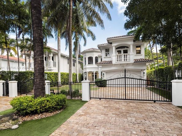 4065 Battersea Rd, Coconut Grove FL 33133