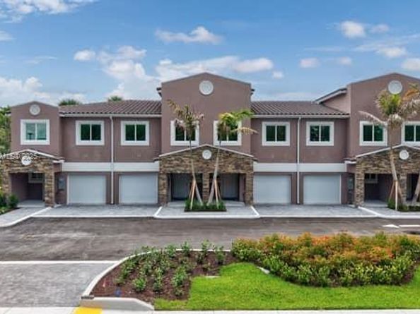 1563 NW 94th Way 09, Coral Springs FL 33071