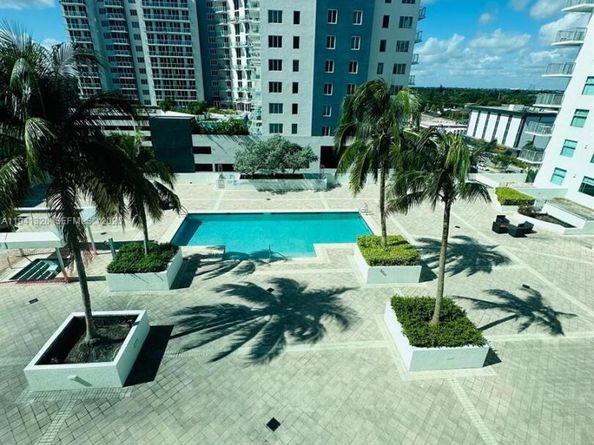 140 S Dixie Hwy 707, Hollywood FL 33020