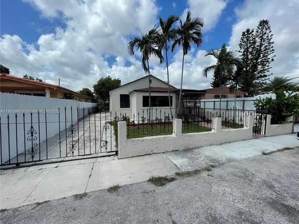 508 E 40th St, Hialeah FL 33013