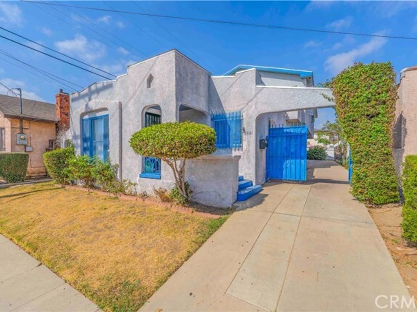 8463 S Halldale, Los Angeles CA 90047