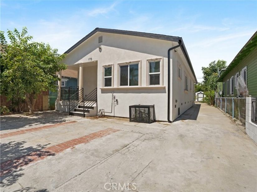 175 E 49th, Los Angeles CA 90011
