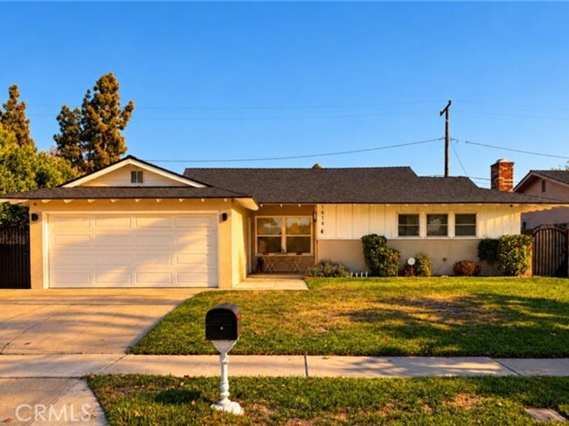 1618 Venice, Monrovia CA 91016