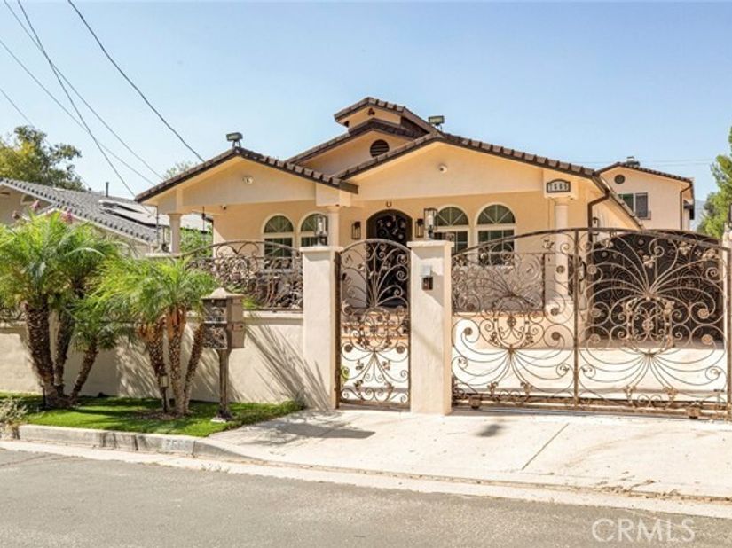 7565 Mcgroarty Street, Tujunga (los Angeles) CA 91042