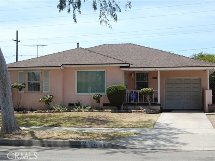 13009 Stanford, Los Angeles CA 90059