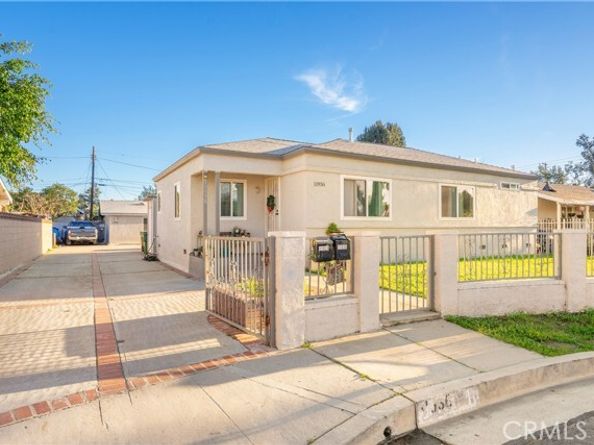 11936 Neenach, Sun Valley (los Angeles) CA 91352