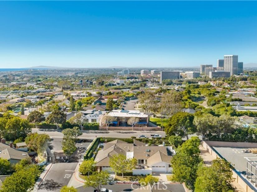 2 Maritime Drive, Corona Del Mar (newport Beach) CA 92625
