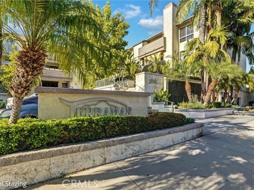 20253 Keswick 322, Winnetka (los Angeles) CA 91306