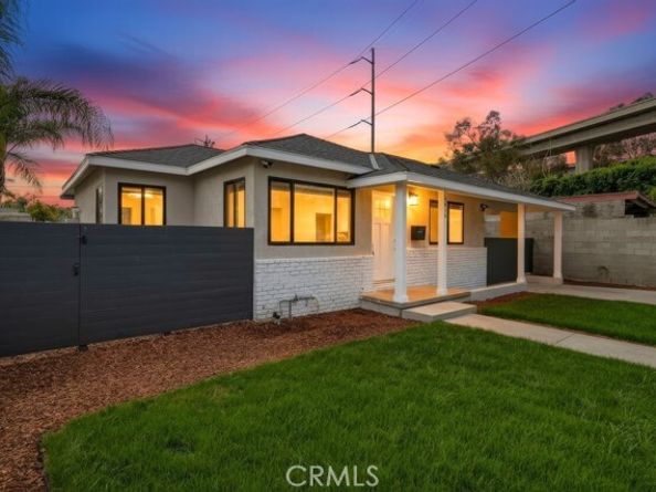 5016 W 116, Hawthorne CA 90250