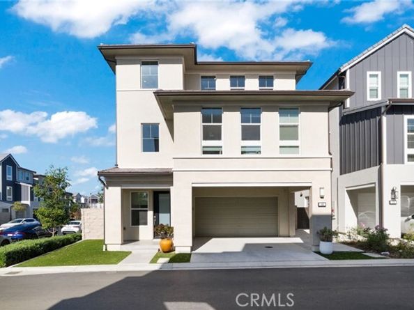 160 Tivoli, Lake Forest (el Toro) CA 92630