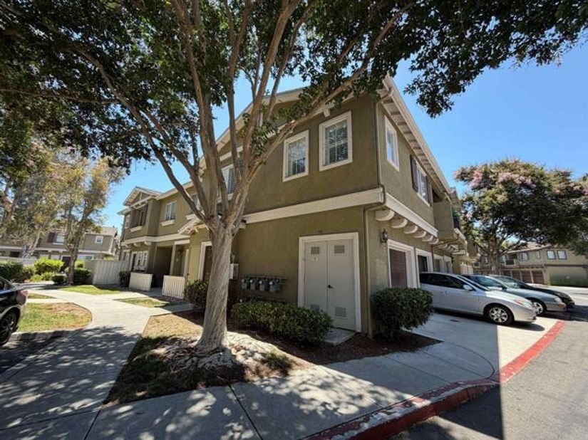 2060 Barbados 1, Chula Vista CA 91915
