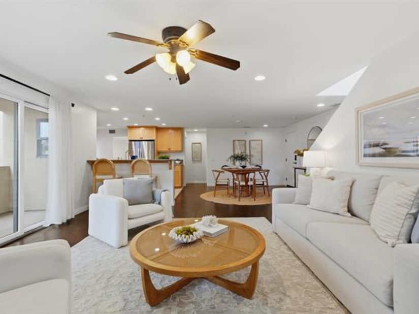 2018 Hornblend St, San Diego CA 92109