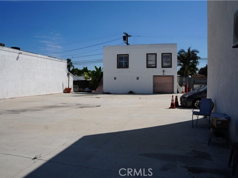 7500 S Western Ave, Los Angeles CA 90047