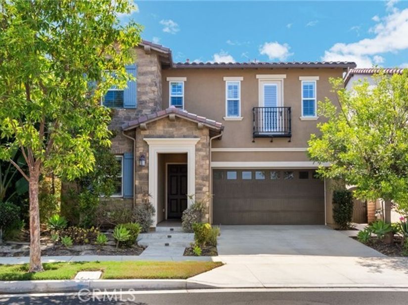 20 Forster, Lake Forest (el Toro) CA 92630