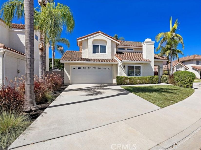 26002 Mckenna Court, Lake Forest (el Toro) CA 92630